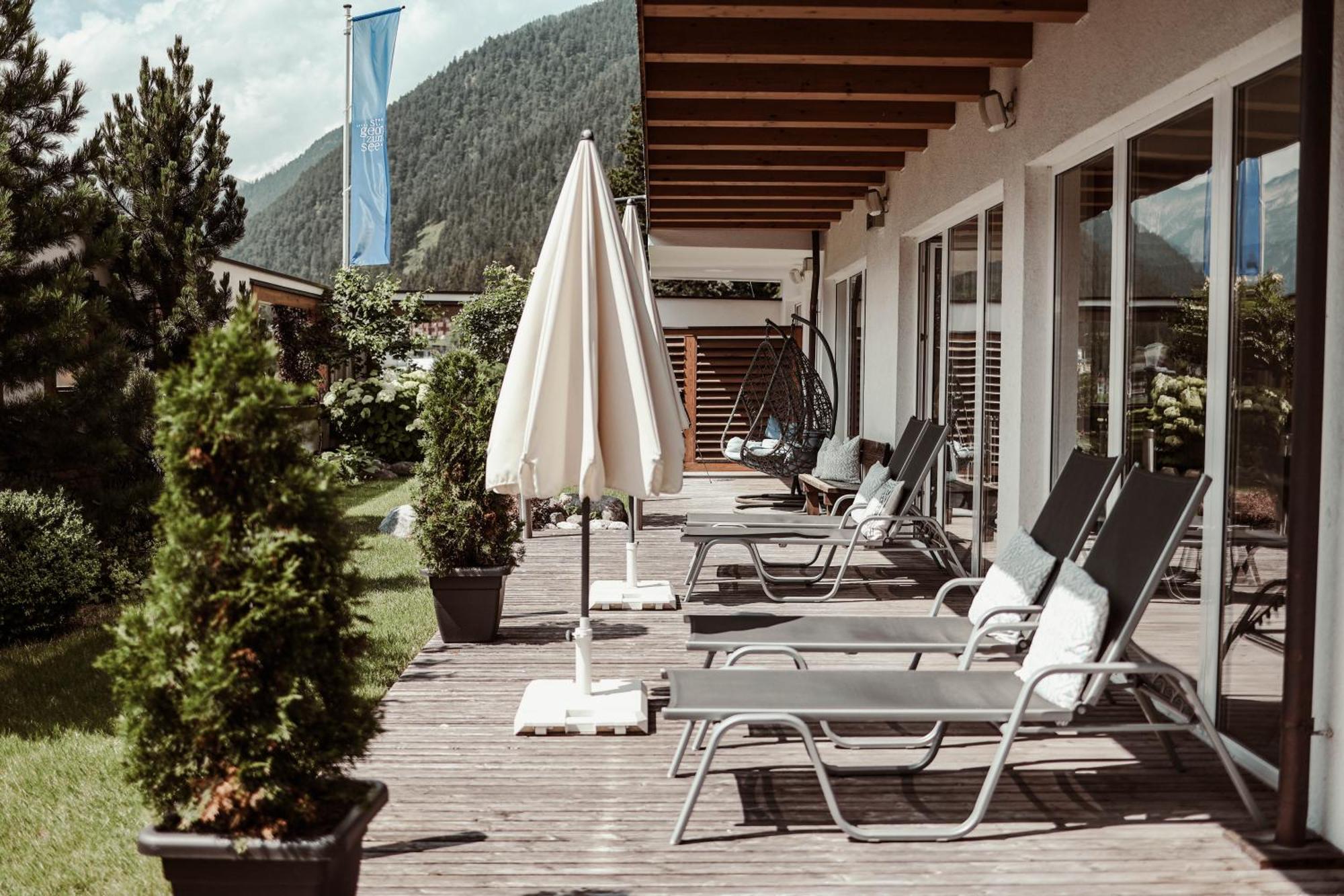 Hotel St. Georg Zum See Маурах Екстер'єр фото